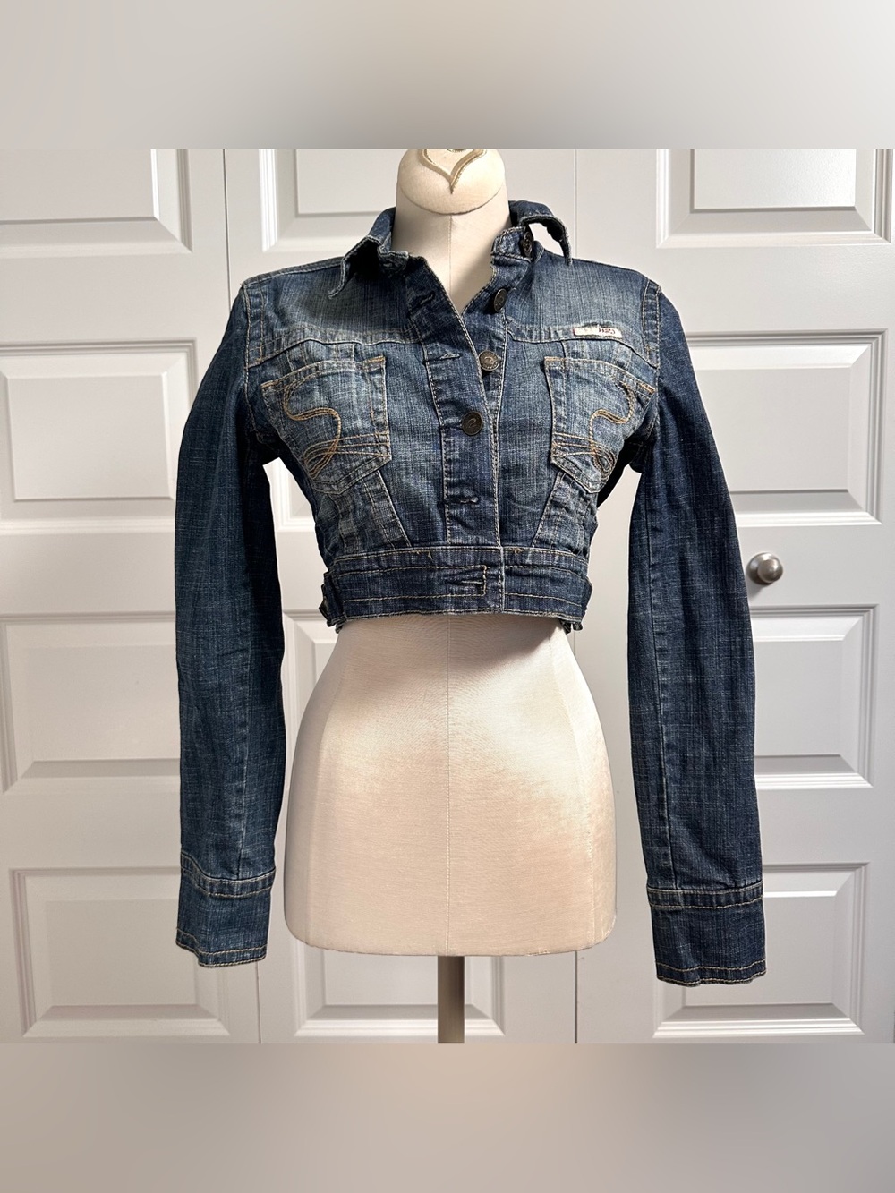 H2j Dark Blue Wash Denim Jacket Cropped Women’s S Gold Embellished Wings Spandex